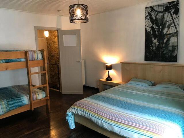 Gite Maison Alfred Soussigne Olloy-sur-Viroin Eksteriør billede
